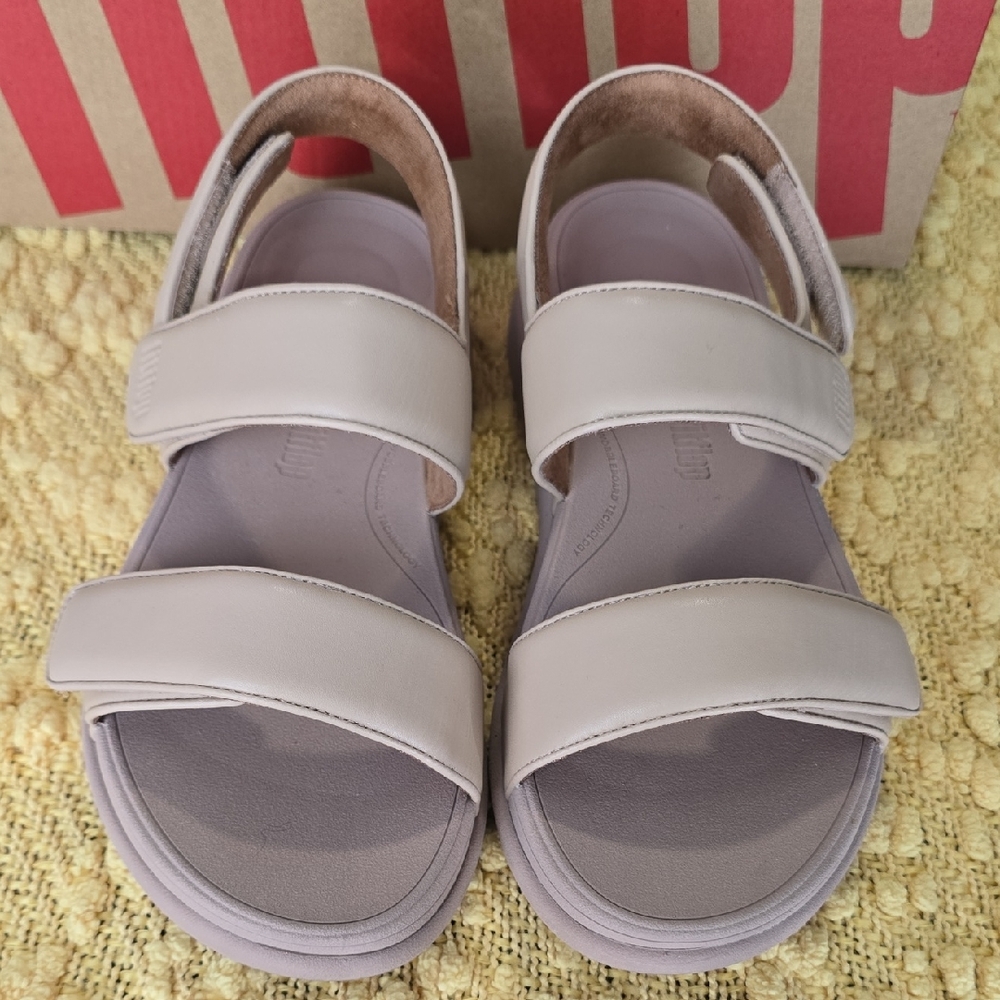 FitFlop Adjustable Sandals. Size 7